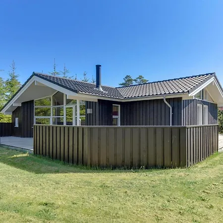 Three-bedroom Holiday In Casa vacanze Hals